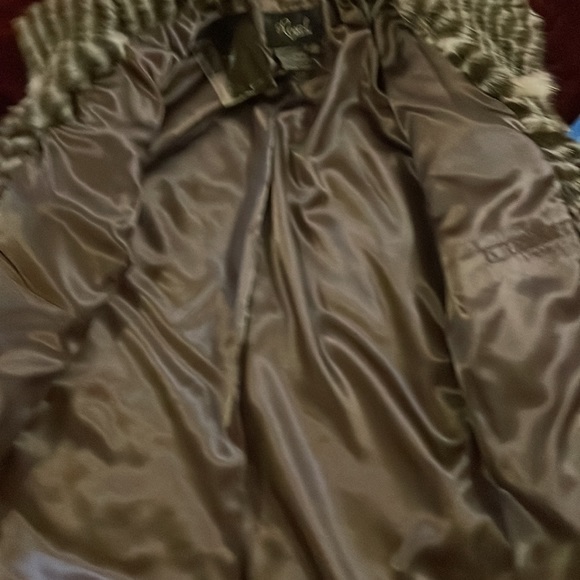 Brand new Faux fur gazelle style jacket - Picture 8 of 8